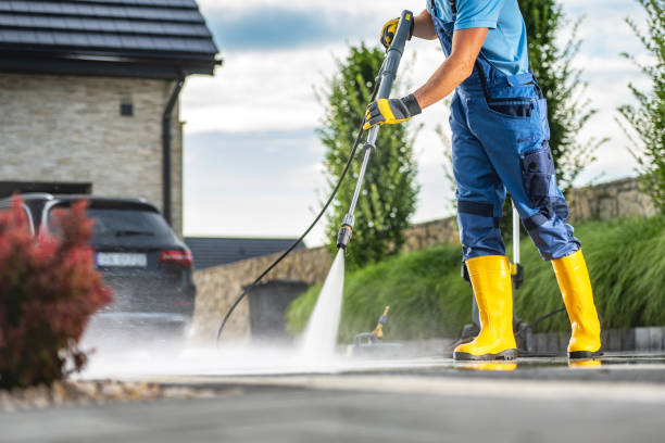 Pre-Holiday Cleaning in Sonoma State University, CA